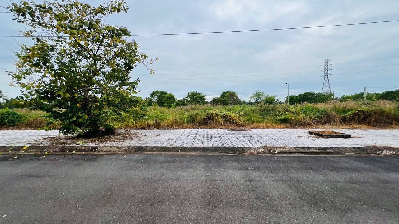 Lô đất TĐC Phạm Hùng, Đất Đỏ 120m² giá 850 triệu - Cơ hội đầu tư hấp dẫn!