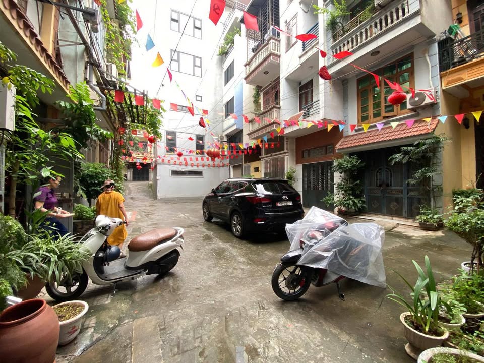 Nhà phố Xuân Đỉnh 38m² giá 7 tỷ - Ô tô đỗ cửa, đầu tư sinh lời!