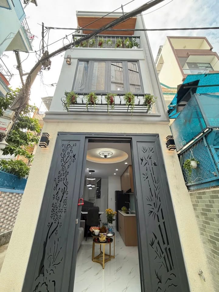 Nhà phố Huỳnh Văn Bánh, Phú Nhuận 50m² giá chỉ 3.99 tỷ - Giá trị thực tế!