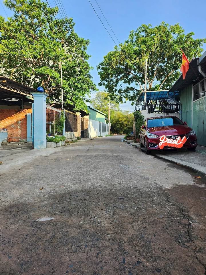Đất nền Định Hòa Thủ Dầu Một 450m² giá 5 tỷ - Đường ô tô rộng rãi