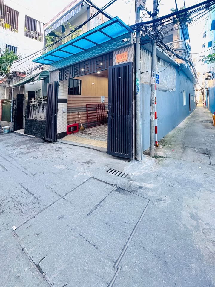 Nhà 2 tầng mặt kiệt ô tô K39, Cù Chính Lan, 71m² giá 5.35 tỷ - Đầu tư lý tưởng!