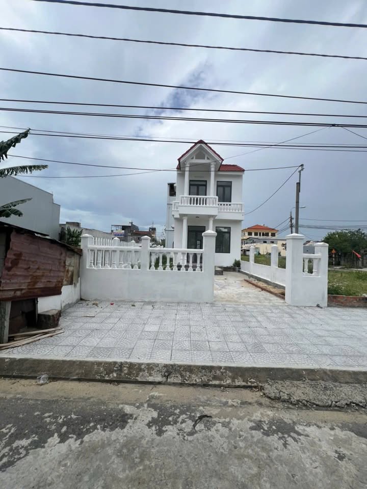 Nhà bán đường Nguyễn Phạm Tuân, Ngũ Hành Sơn, 140m² - Cách biển 50m, đầu tư sinh lời!