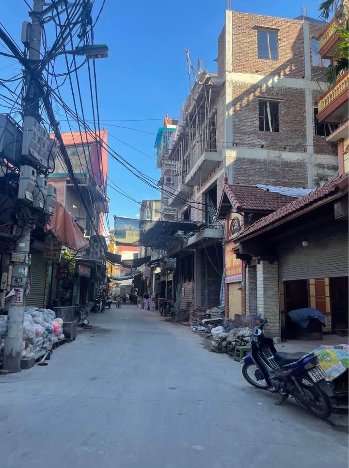 Lô Đất 2 mặt tiền Phú Lương Hà Đông 43m² giá 5 tỷ - Cơ hội đầu tư tuyệt vời!