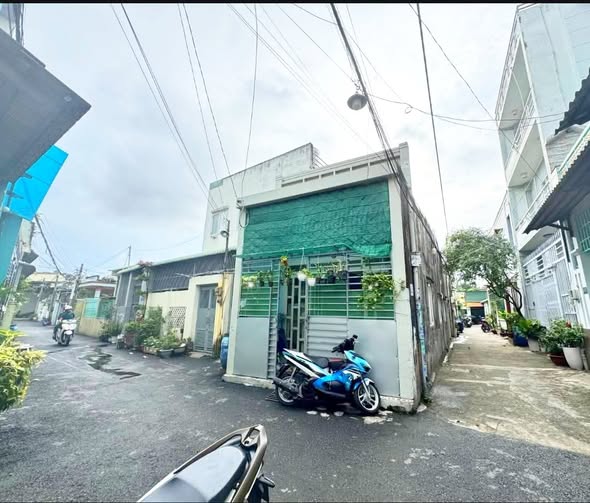 Nhà phố lô góc Thủ Đức 67m² giá 4.1 tỷ - Tiện nghi, an ninh, cho thuê ngay!