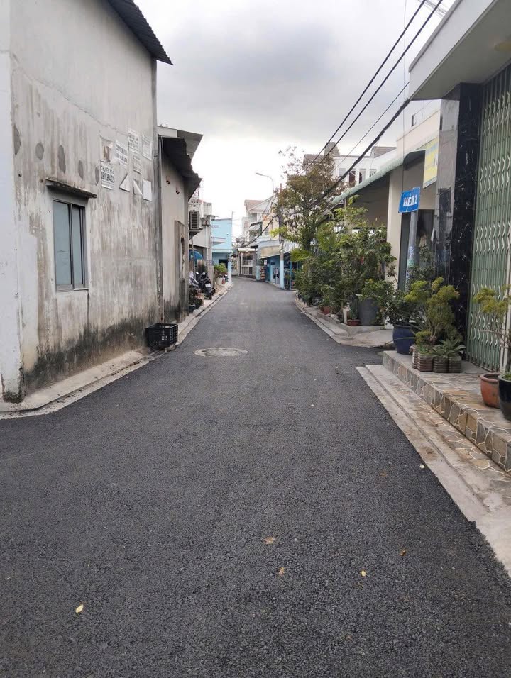 Nhà phố đường Số 16, Phước Long 69m² giá 5.5 tỷ - Khu vực sầm uất, xe hơi vào tận nhà!