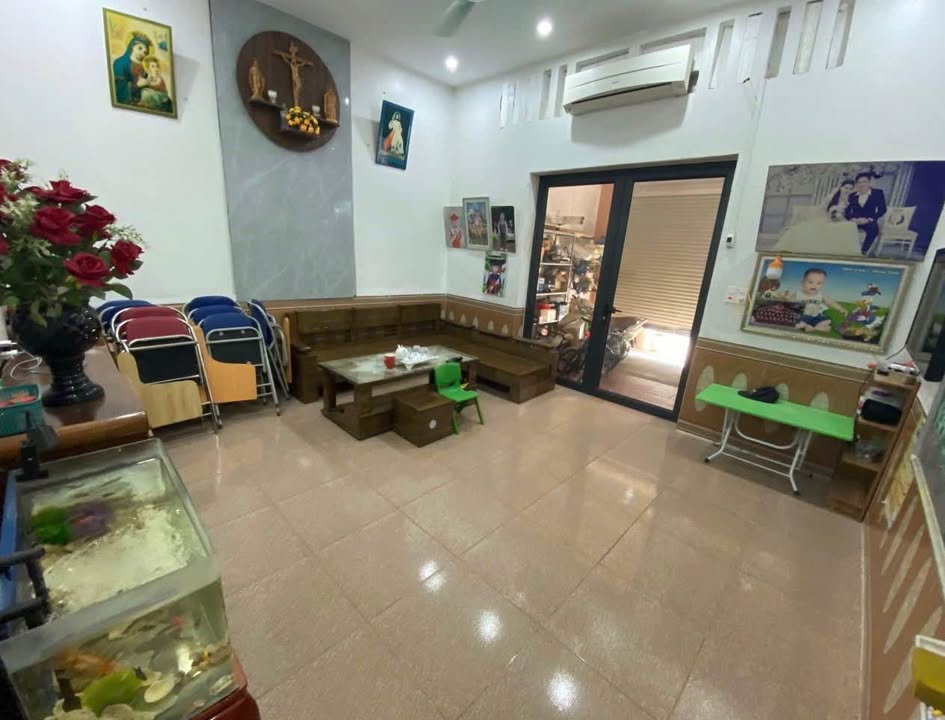 Nhà 2,5 tầng Phường Linh Sơn 93m² giá 2.3 tỷ - Vị trí kinh doanh đắc địa!