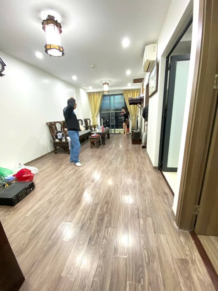 Căn hộ Helios Tower 76m² giá 12 triệu - Nhà đẹp, đầy đủ nội thất