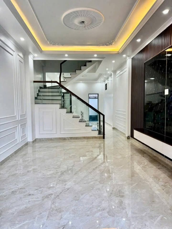 Nhà 4 tầng Lãm Khê - Kiến An 40m² giá 3,3 tỷ - Sổ đỏ chính chủ!