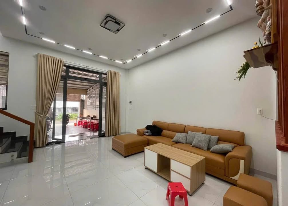 Nhà mới xây mặt tiền Nguyễn Đức Cảnh, Bảo Lộc 161m² giá 4.2 tỷ - Đang kinh doanh tốt!