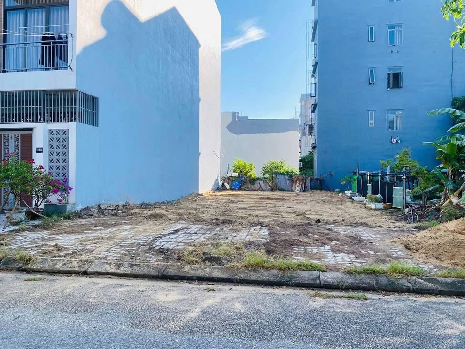 Bán đất 285m² mặt tiền đường Lê Hữu Trác, Đà Nẵng - Gần biển Mỹ Khê!