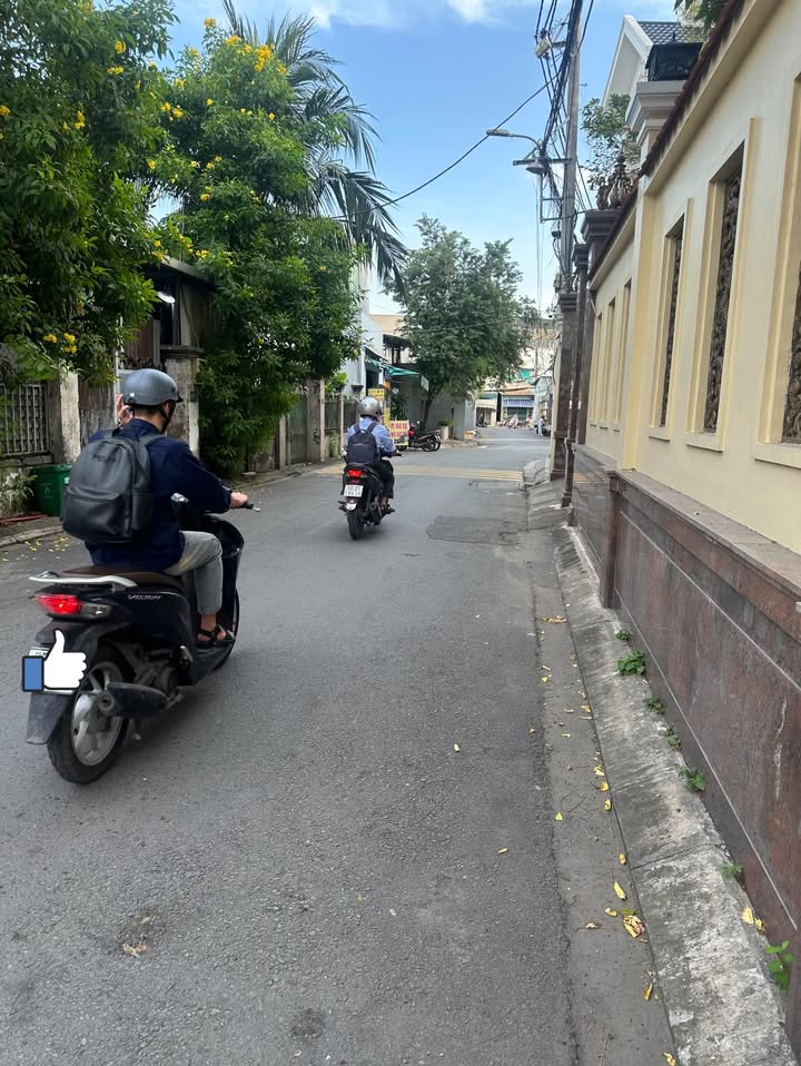 Nhà phố hẻm xe hơi đường 22, Phước Long B, 64m² giá chỉ 6.4 tỷ - Đầu tư sinh lời ngay!