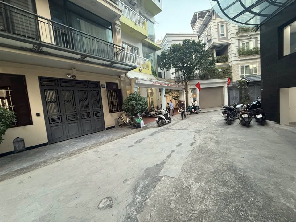 Nhà góc Đình Thôn, Mỹ Đình 35m² giá 9 tỷ - Kinh doanh đỉnh cao!