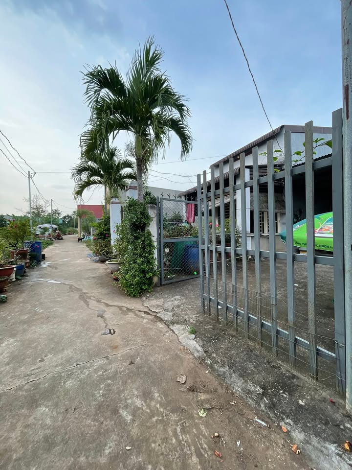 Nhà cấp 4 Bàu Trâm 125m² giá 800 triệu - Chính chủ bán gấp!