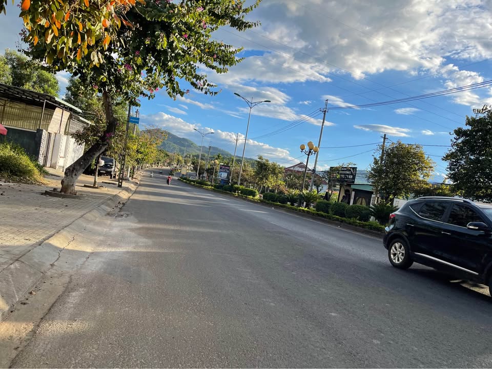 Đất thổ cư đường Phạm Văn Đồng, Trần Hưng Đạo, 225m² giá 1.07 tỷ - Cơ hội đầu tư hấp dẫn!