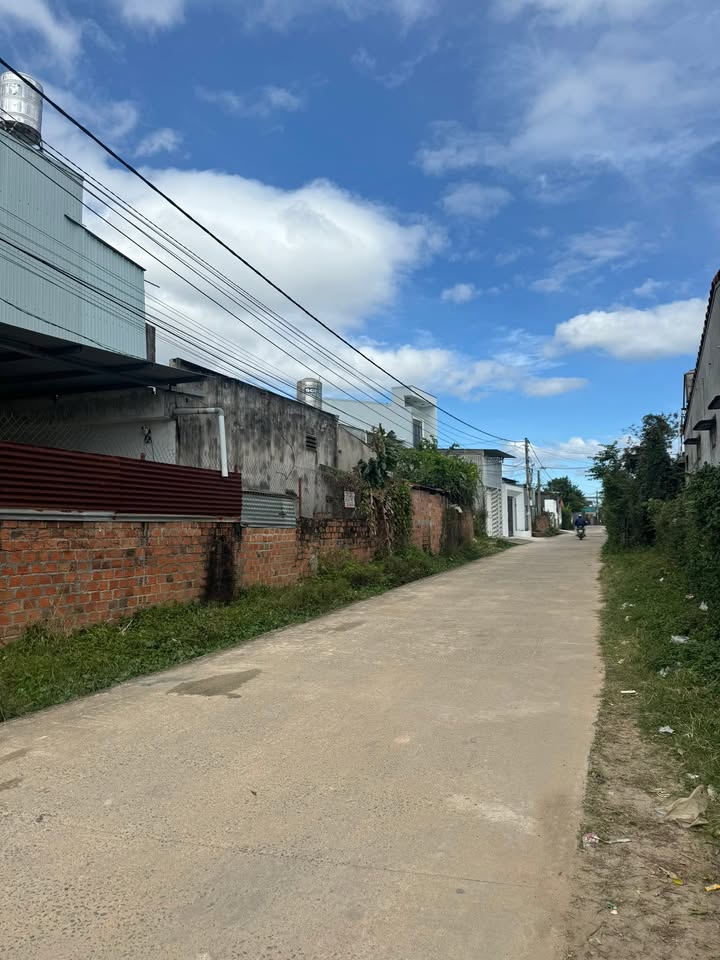 Nhà cấp 4 Trường Chinh, 110m², giá 1 tỷ - Vào ở ngay, tặng nội thất!