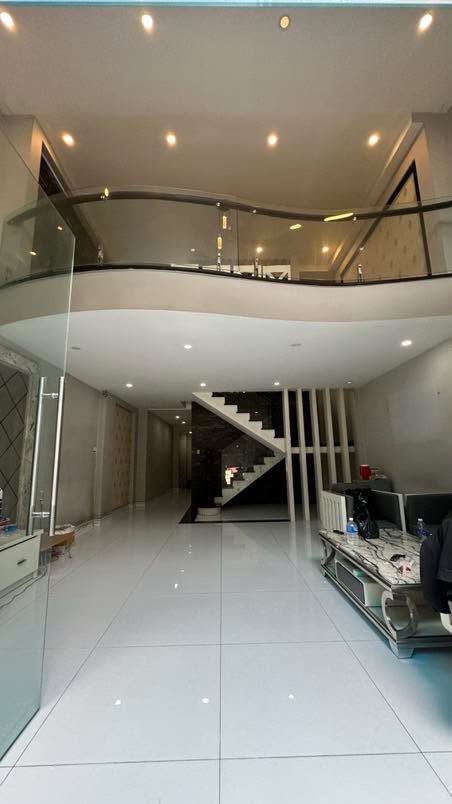 Mặt tiền Nguyễn Xí, Bình Thạnh 142.5m² giá 34.9 tỷ - Kinh doanh đỉnh cao!