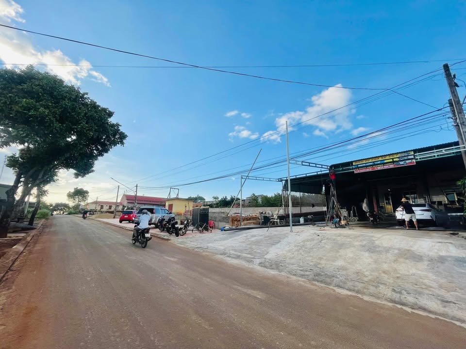 Đất thổ cư 125m² đường Nguyễn Văn Cừ - Giá chỉ 2 tỷ - Đầu tư lý tưởng!