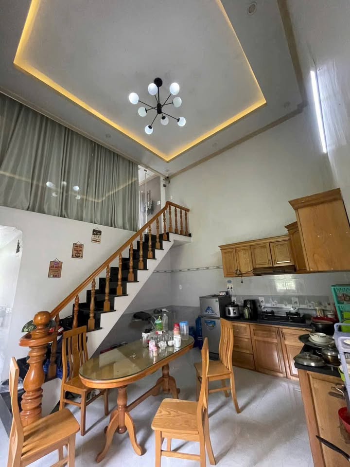 Nhà Gác Lửng 105m² tại Quảng Tiến, Trảng Bom chỉ 1.6 tỷ - Sổ riêng chính chủ!