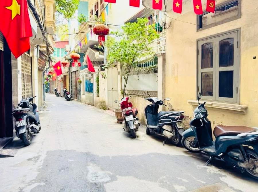 Nhà riêng Ba Đình 34m² giá 8 tỷ - Sẵn sàng cho thuê ngay!