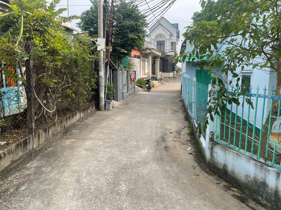 Nhà cấp 4 góc 2 mặt tiền đường Lý Thái Tổ, 122m² giá 2 tỷ - Pháp lý rõ ràng, sang tên nhanh!