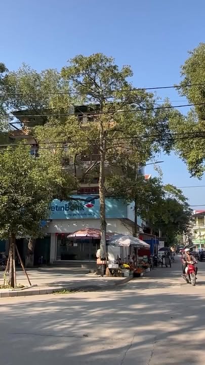 Nhà nguyên căn 3 tầng mặt tiền đường Trần Đăng Ninh, Lạng Sơn - Thích hợp kinh doanh đa dạng!