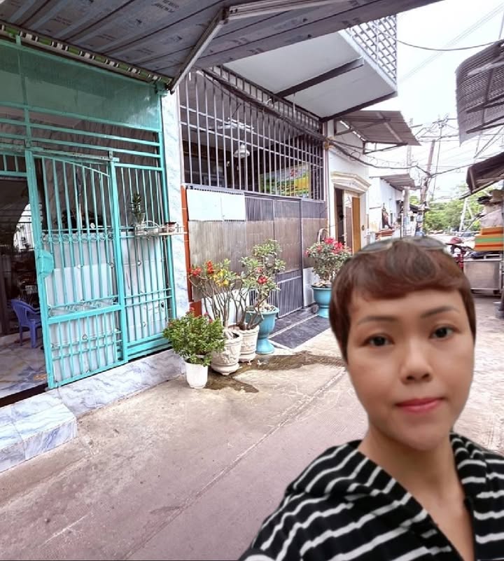 Nhà bán 60m² đường Kinh Dương Vương, Bình Tân chỉ 4 tỷ - Tiện ích đầy đủ xung quanh!