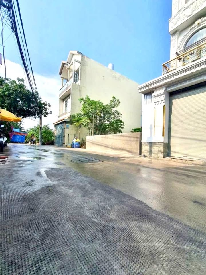 Đất mặt tiền Xuân Thới Đông Hóc Môn 98m² giá 3.9 tỷ - Sổ hồng riêng chính chủ!