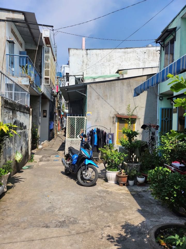 Nhà bán Tân Phú 40m² giá 3 tỷ - Vị trí đắc địa Tân Sơn Nhì!