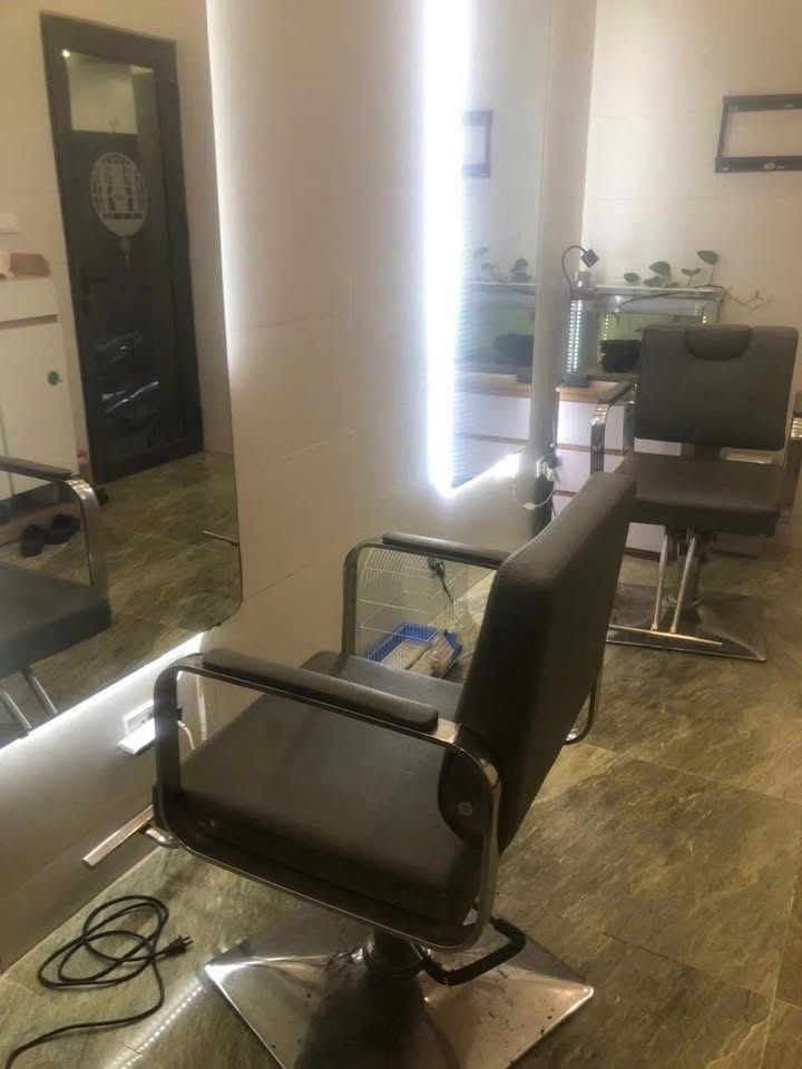 Nhà cho thuê nguyên căn tại Ngõ Thổ Quan, Đống Đa 25m² - Ô tô đỗ gần nhà, thích hợp cho hộ gia đình!