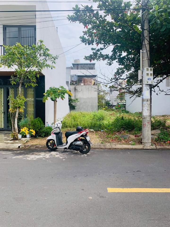 Đất mặt tiền Hà Huy Tập Tuy Hòa 100m² giá 3.5 tỷ - Đối diện trường học!