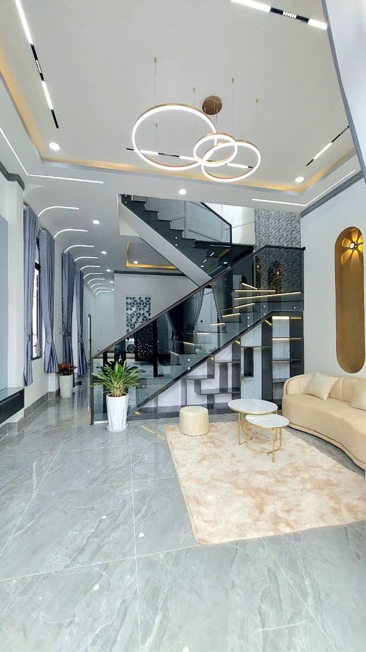 Nhà 3 phòng ngủ tại đường Trịnh Phong Đáng, Tây Ninh 114m² giá 2.45 tỷ - Tặng nội thất sang trọng!