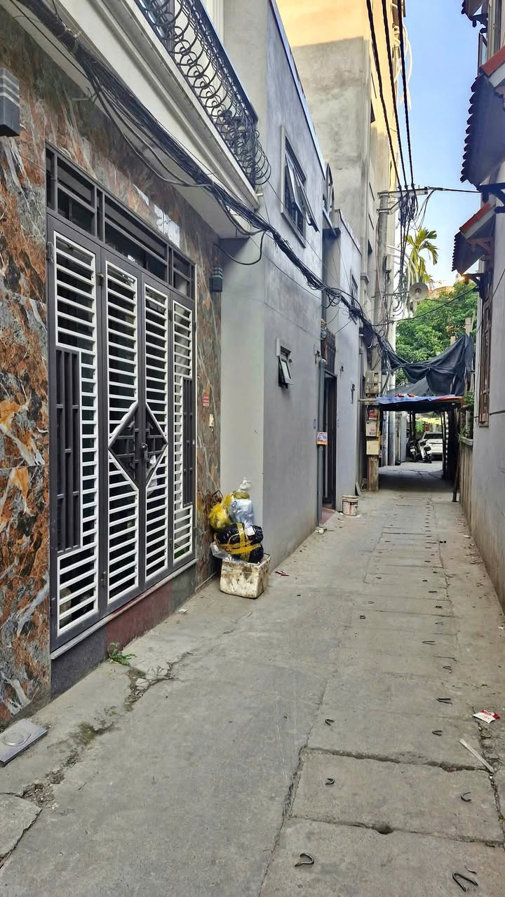 Nhà riêng Đống Đa 30m² giá 7.55 tỷ - Full nội thất mới tinh!