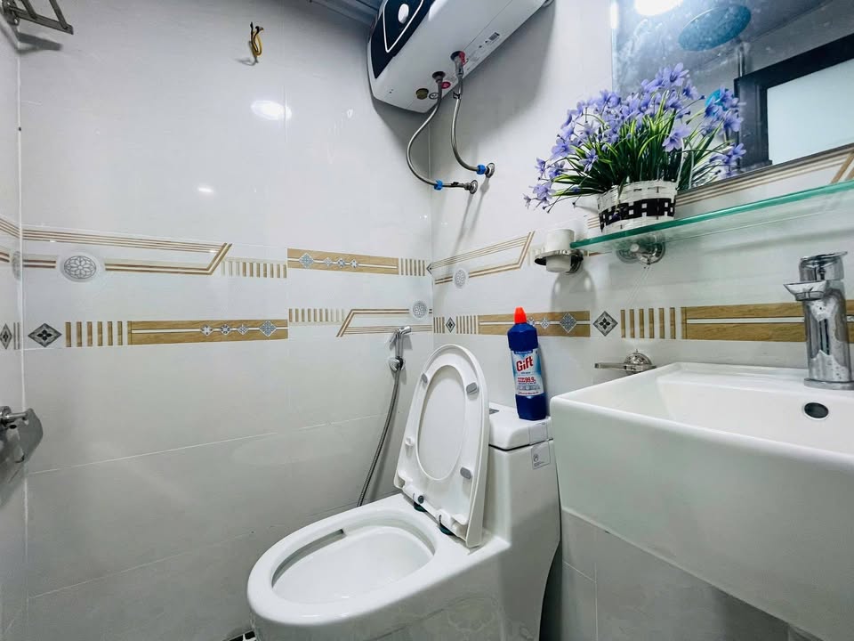 Căn hộ Tập thể Quỳnh Mai 45m² giá 3.1 tỷ - Nhà đẹp đón Tết!