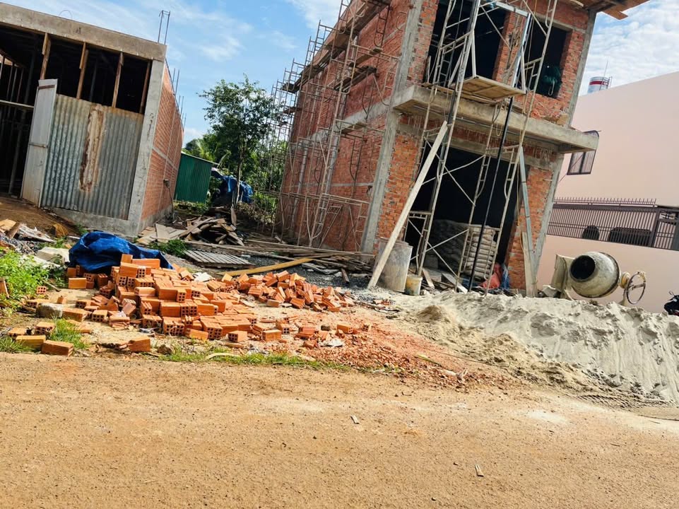 Đất mặt tiền đường nhựa Phường Ea Kao 110m² giá 1.35 tỷ - Đầu tư sinh lời lý tưởng!