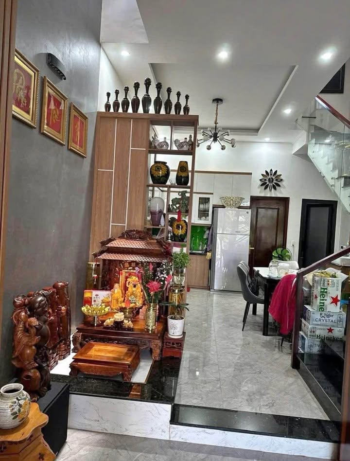 Nhà 2 tầng tại khu đấu giá Hà Huy Tập, 82m² giá 7.2 tỷ - Sẵn sàng vào ở!