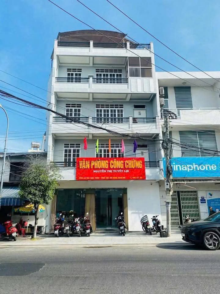 Nhà mặt tiền đường Tôn Thất Tùng Nha Trang 60m² giá 9.5 tỷ - Đầu tư sinh lời ngay!