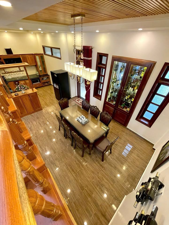 Biệt thự cho thuê Lữ Gia Đà Lạt 6PN - Full nội thất, giá chỉ 40 triệu/tháng!