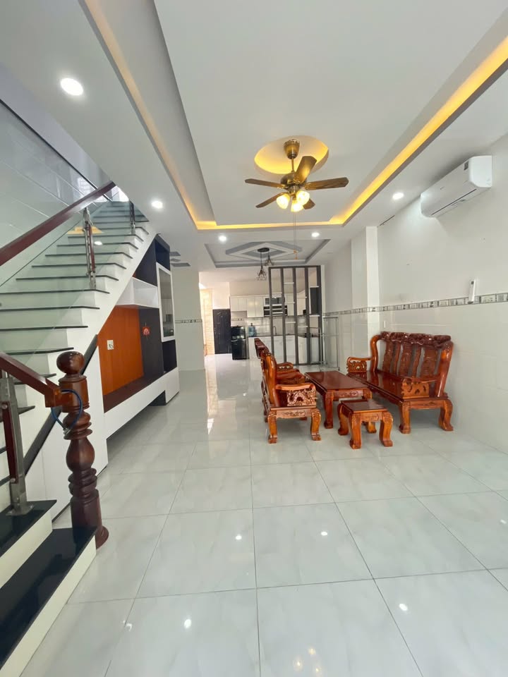 Nhà cho thuê đầy đủ nội thất tại Thới Hòa, Bến Cát, 80m² - Bàn giao ngay!