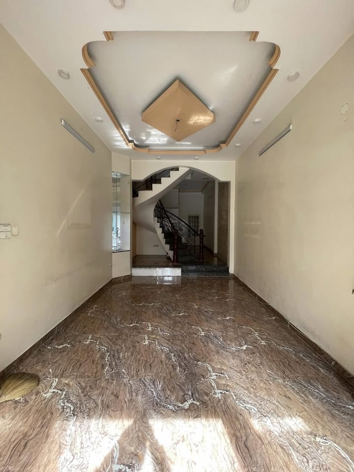 Cho thuê nhà mặt tiền Ngô Quyền, Quận 10, diện tích 57m² - Phù hợp kinh doanh!