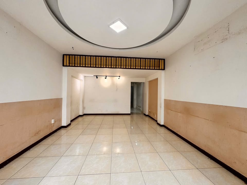 Nhà nguyên căn Tân Định 64m² giá 16 triệu - Hẻm rộng 6m, để xe thoải mái!