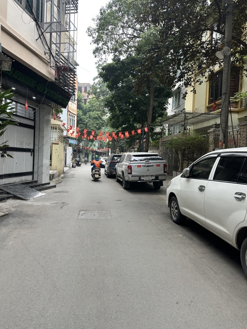 Nhà VIP phố Đình Thôn, Mỹ Đình 140m² giá 43 tỷ - Kinh doanh sinh lời ngay!