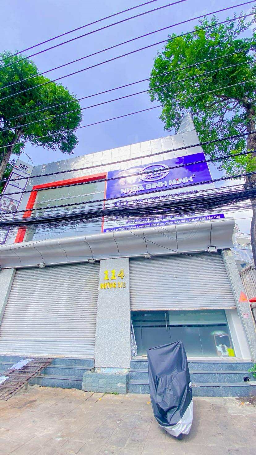 Cho thuê nhà mặt tiền đường 3/2, Ninh Kiều, 600m² - Kinh doanh thuận lợi!