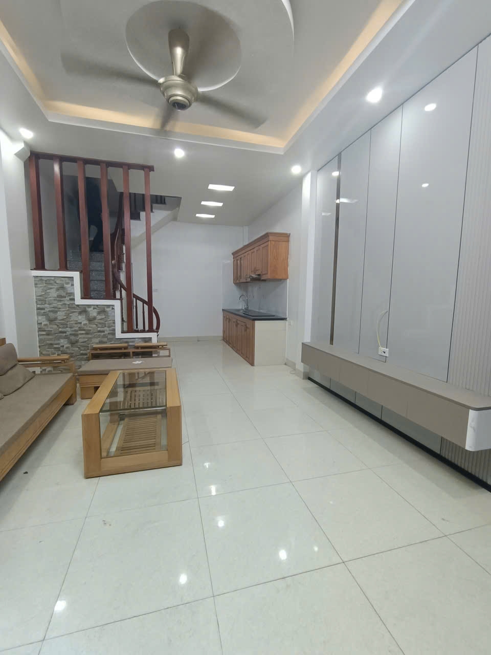 Nhà 4 tầng 31m² tại Kiến Hưng, 6.9 tỷ - Sẵn sàng vào ở ngay!