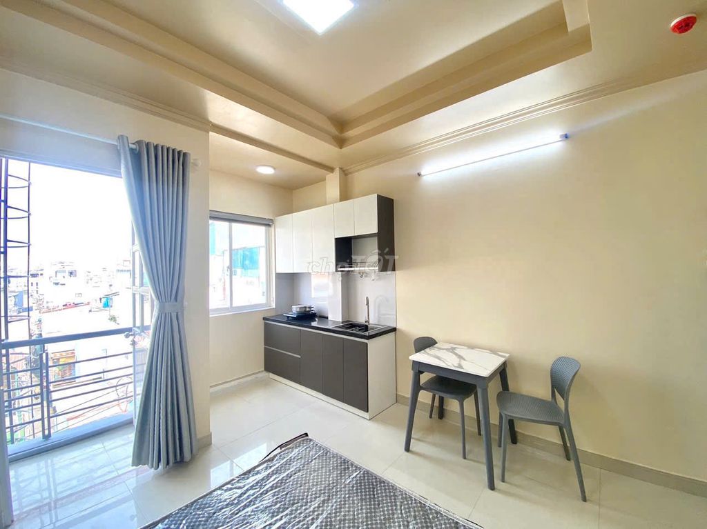Phòng cho thuê Vạn Kiếp 30m² giá 6.3 triệu - Full nội thất, ban công rộng rãi!