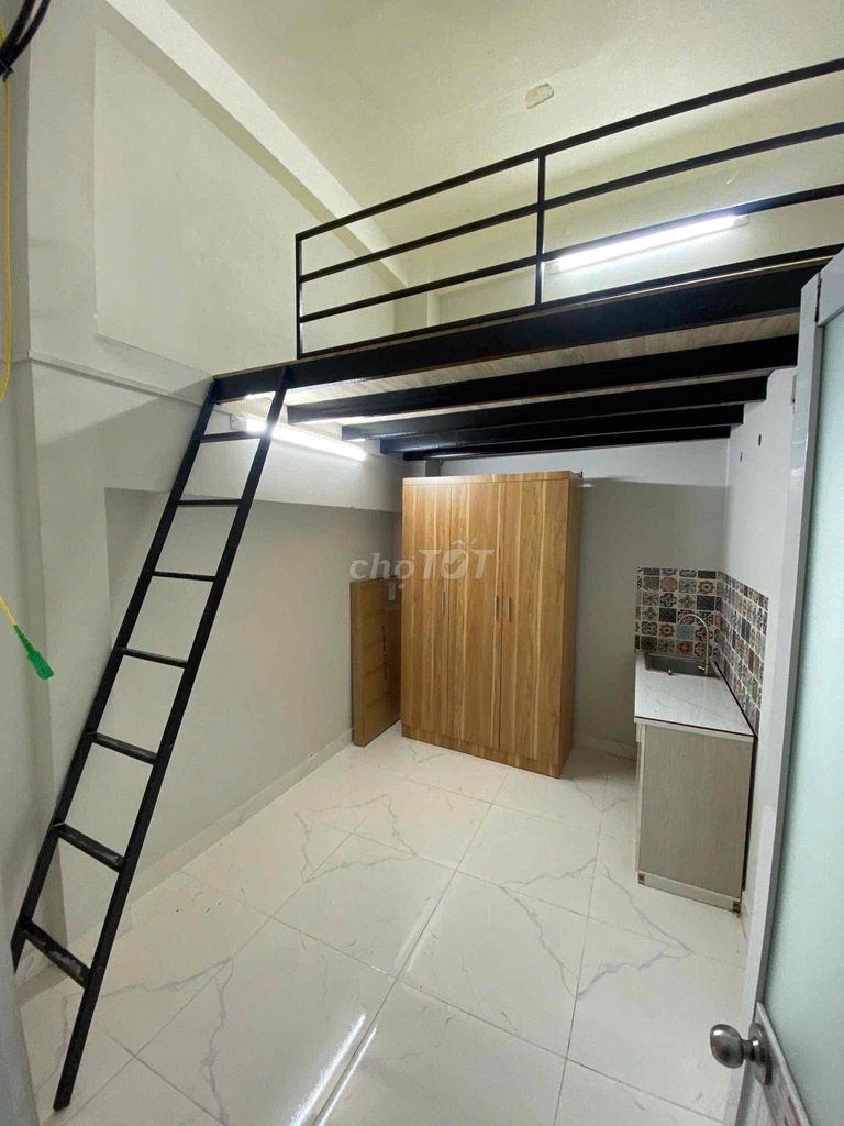 Phòng trọ có gác nội thất cơ bản gần ĐH Văn Hiến - Giảm 200 tháng đầu!