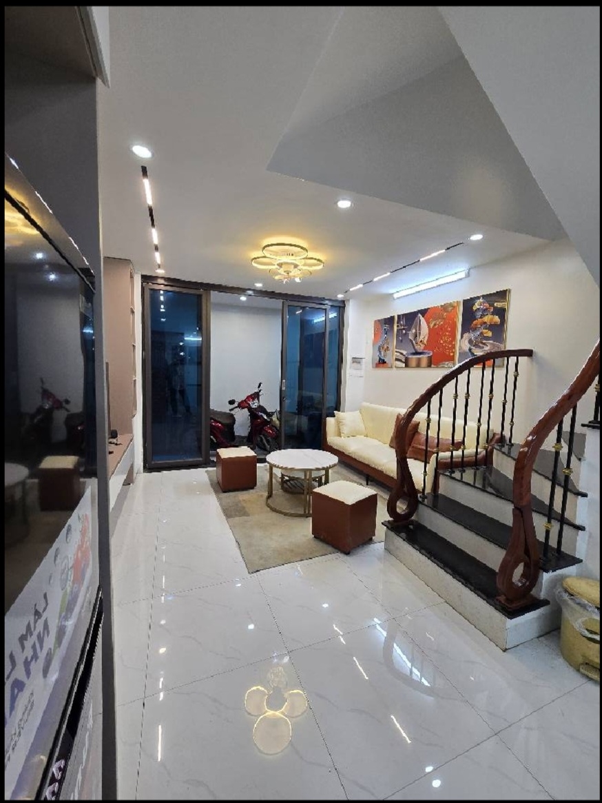 Nhà đẹp Ba Đình 47m² giá 7.95 tỷ - Không quy hoạch