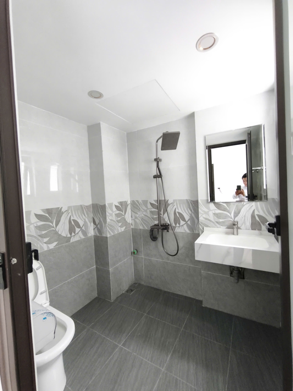 Nhà phố Tân Mai 30m² giá 7.24 tỷ - Nhà đẹp, nội thất xịn sò!