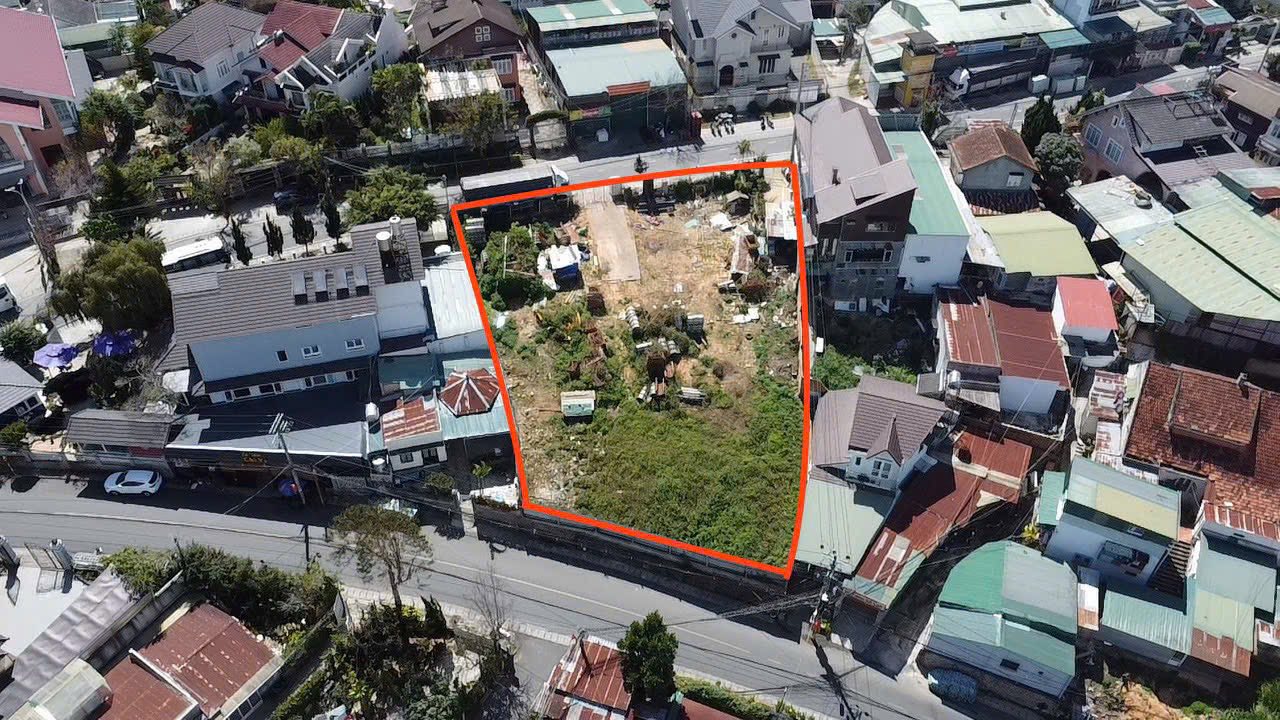 Đất hai mặt tiền đường Trần Bình Trọng Đà Lạt 1.120m² giá 85 tỷ - Tiềm năng xây dựng lớn!