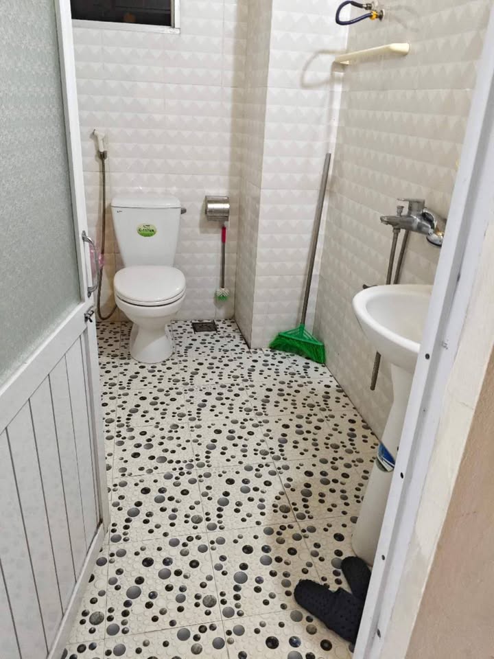 Phòng cho thuê tại Hải Hòa Móng Cái 30m² giá 2.3 triệu - Tiện nghi đầy đủ!