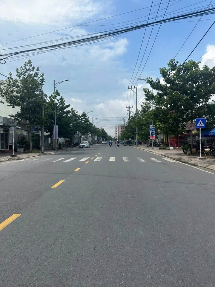 Đất nền Vĩnh Long 113m² giá 1.46 tỷ - Nền đẹp, chính chủ, sổ hồng đầy đủ!